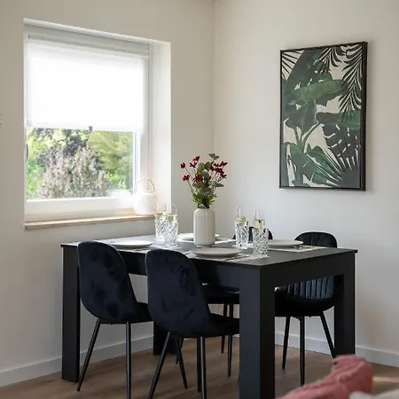 Stylisches In Der Naehe Von Nuernberg Apartman Schwarzenbruck