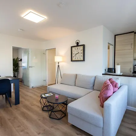 Apartment Caricasa Stylisches In Der Naehe Von Nuernberg *